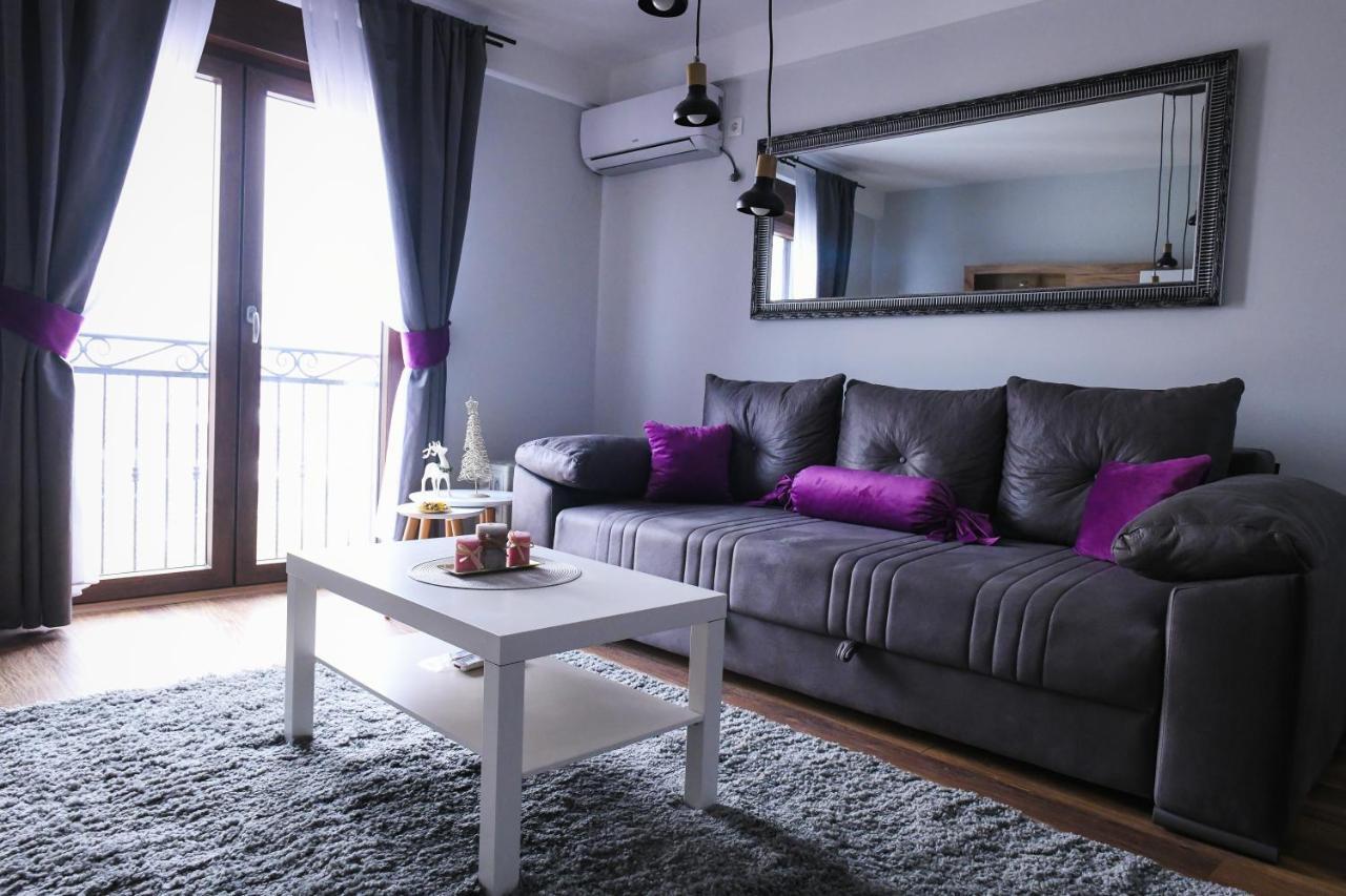 Apartman Filip Apartment โนวีปาซาร์ ภายนอก รูปภาพ