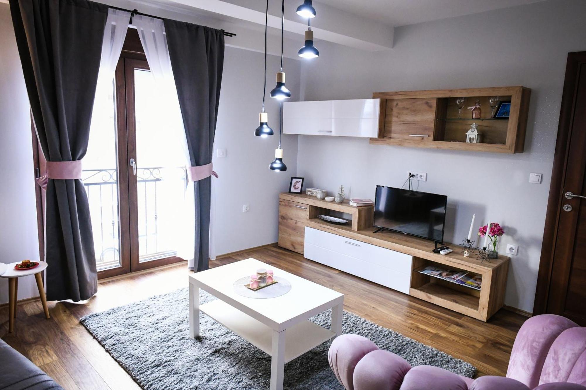 Apartman Filip Apartment โนวีปาซาร์ ภายนอก รูปภาพ